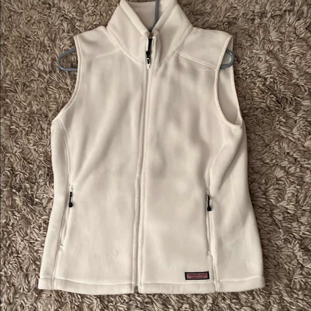 vineyard vines vest
